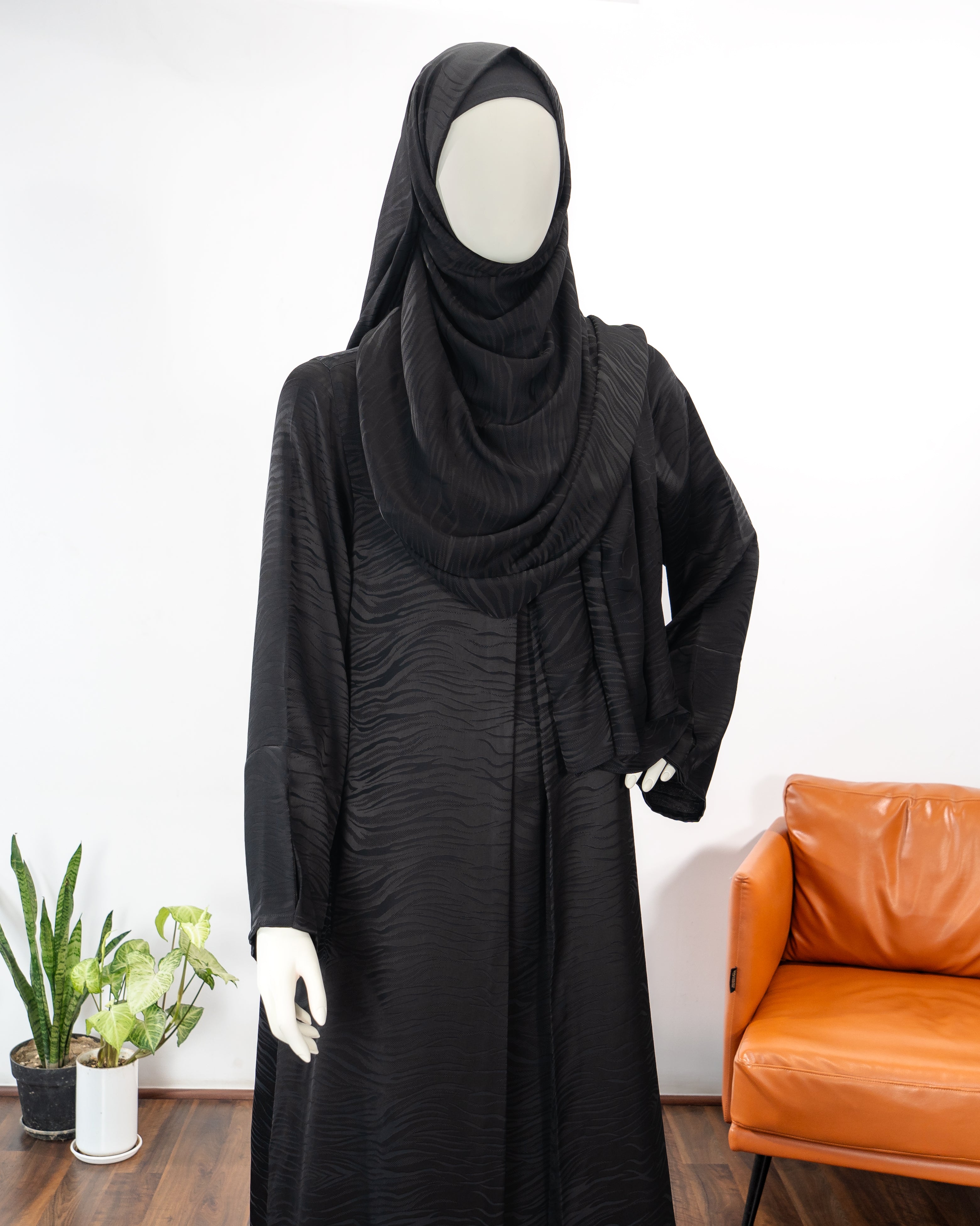 Leyana Black Color Round Neck Abaya For Female