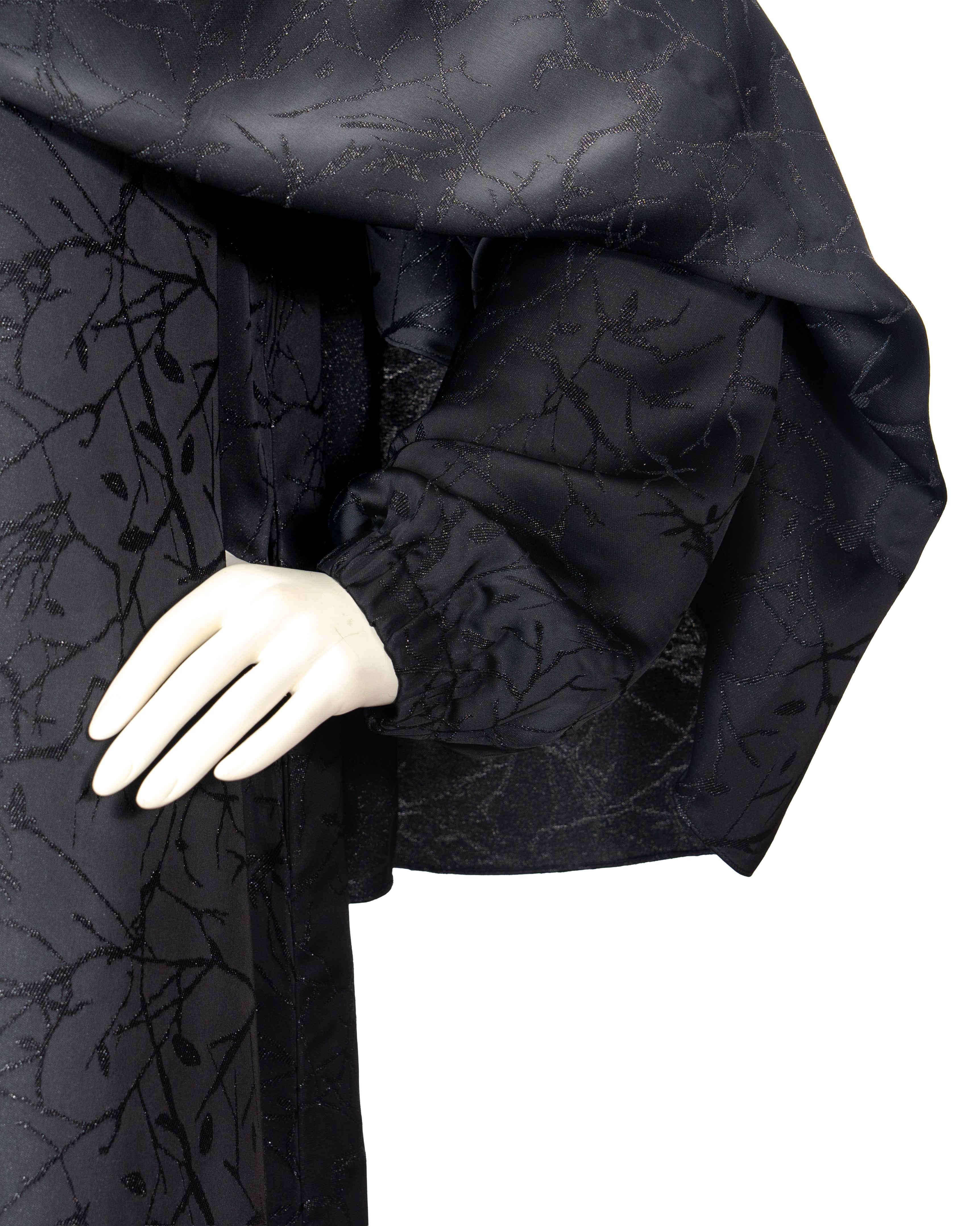 Inaya Black Color V-Neck Abaya For Female