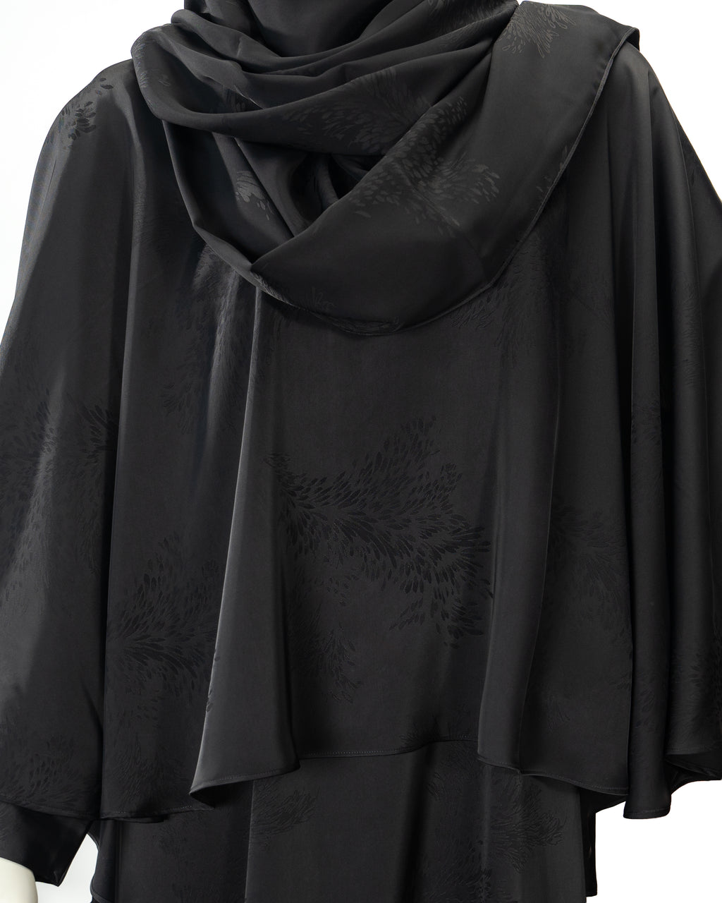 Leyana Black Color Round Neck  Abaya For Female